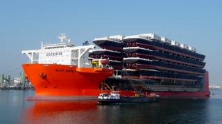 A ship shipping ships.